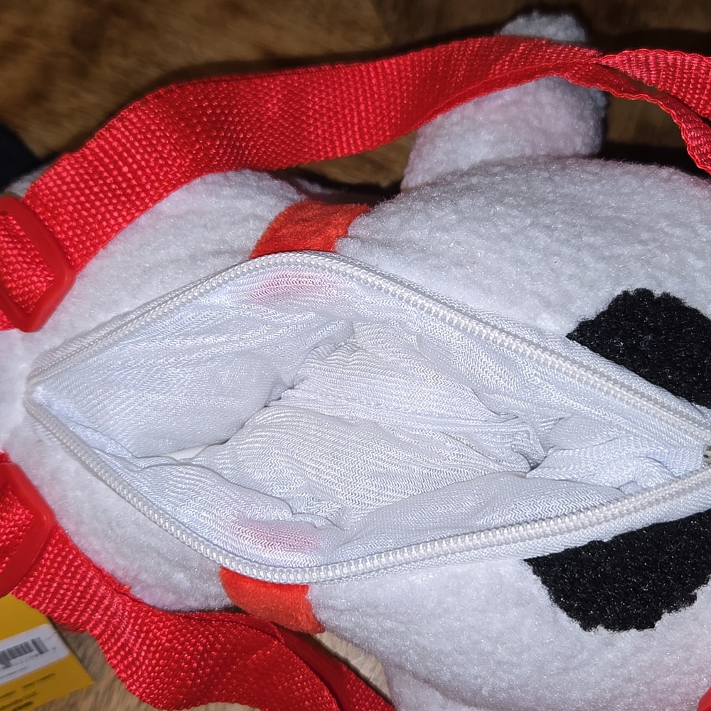 Peanuts Snoopy Plush Backpack - Picture 5 of 8